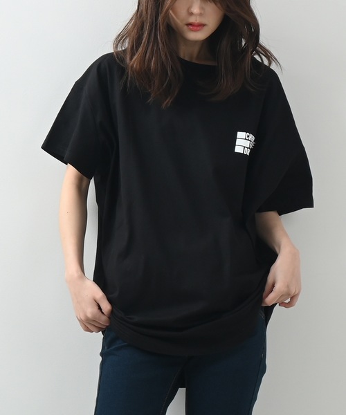 Felt-Maglietta(フェルトマリエッタ)の「フロントバックロゴプリントTシャツ(Tシャツ/カットソー・レディース・ホワイト/チャコールグレー/ブラック/ターコイズブルー・FREE)」の2枚目の写真