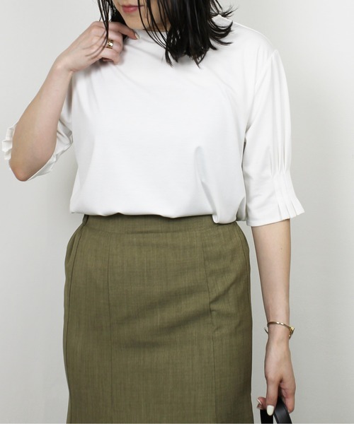 Meli rich（メリーリッチ）の「【接触冷感】前後2WAYスリーブタック5分袖プルオーバー（Tシャツ/カットソー・レディース・オフホワイト・FREE）」の22枚目の写真