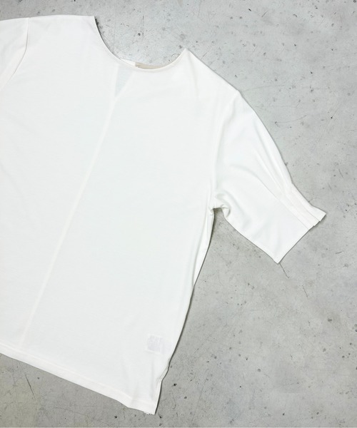 Meli rich（メリーリッチ）の「【接触冷感】前後2WAYスリーブタック5分袖プルオーバー（Tシャツ/カットソー・レディース・オフホワイト・FREE）」の11枚目の写真