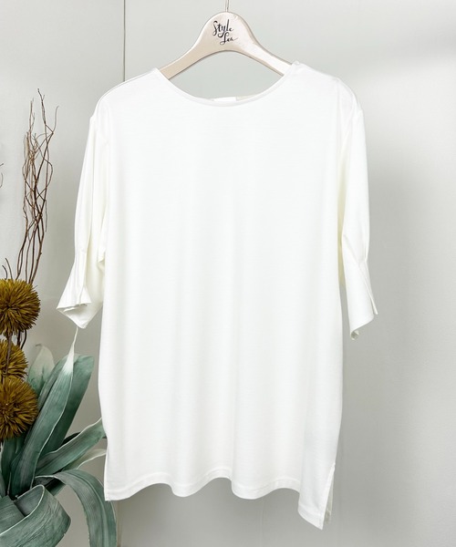 Meli rich（メリーリッチ）の「【接触冷感】前後2WAYスリーブタック5分袖プルオーバー（Tシャツ/カットソー・レディース・オフホワイト・FREE）」の13枚目の写真