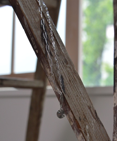 BROTHERHOOD（ブラザーフッド）の「【BROTHERHOOD】スモールディストーテッドサークル コンビチェーン ネックレス「サージカルステンレス 316L」（ネックレス・メンズ・シルバー・FREE）」の2枚目の写真