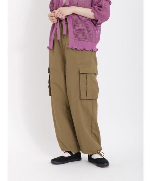 Samansa Mos2（サマンサ モスモス）の「ナイロン裾ドロストカーゴパンツ（カーゴパンツ・レディース・カーキ/ベージュ/チャコールグレー・F）」の4枚目の写真