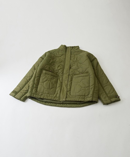 CUBE SUGAR（キューブシュガー）の「リップストップキルティングハイネックブルゾン（ブルゾン・レディース・グレイッシュベージュ/カーキ/ネイビー・M）」の14枚目の写真