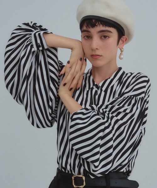 manana suerte（マニャーナスエルテ）の「ボリュームスリーブブラウス（シャツ/ブラウス・レディース・ストライプ/ドット・FREE）」の2枚目の写真