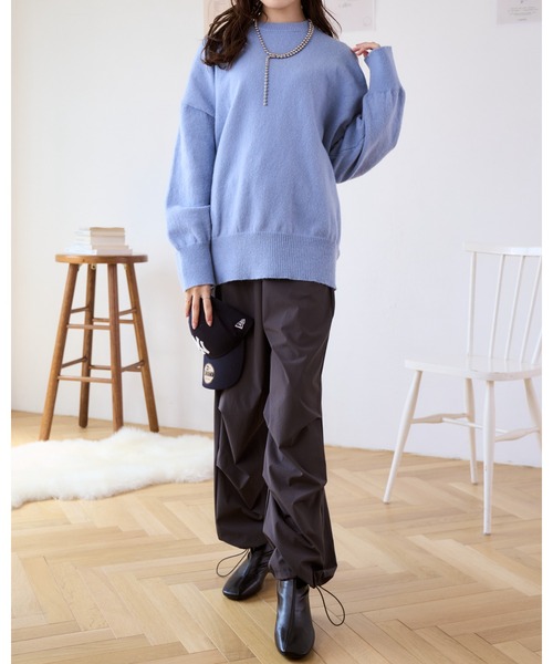 Ada.（エイダ）の「【ふんわりシルエットがかわいい】オーバーサイズ　チュニックニット（ニット/セーター・レディース・ライトブルー/アイボリー/ピンク/チャコール・FREE）」の10枚目の写真