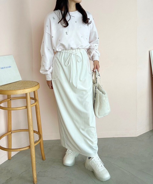 one after another NICE CLAUP（ワンアフターアナザーナイスクラップ）の「裾ドロスト/アソートショートスウェット（スウェット・レディース・ライトピンク/オフホワイト/オートミール・FREE）」の9枚目の写真