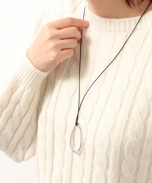 NOLLEY’S（ノーリーズ）の「ビッグリングトップレザーネックレス（シルバー）（ネックレス・レディース・シルバー・FREE）」の6枚目の写真