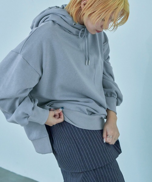 Fashion Letter(ファッションレター)の「裏毛フーディーパーカー(パーカー・レディース・ブラック/ベージュ/ブルー/アイボリー/ピンクベージュ・M)」の4枚目の写真