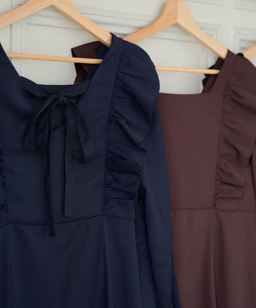 Newlyme（ニューリーミー）の「バックリボンマキシワンピース（ワンピース・レディース・ブラック/ブラウン/ネイビー・MEDIUM/XX-LARGE/X-LARGE/LARGE）」の7枚目の写真