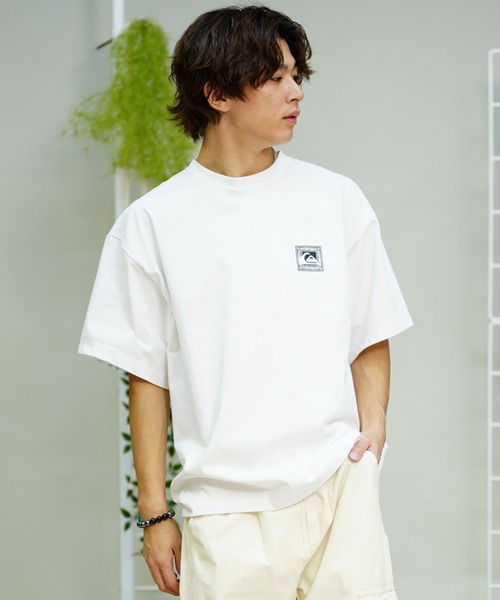 Quiksilver（クイックシルバー）の「【ムラサキスポーツ限定】QUIKSILVER/クイックシルバー Tシャツ 半袖 ルーズフィット  QST241624M（Tシャツ/カットソー・メンズ・ブラック系/ホワイト系/ホワイト系2/ホワイト系3/ブラック系2・M/L/XL）」の9枚目の写真
