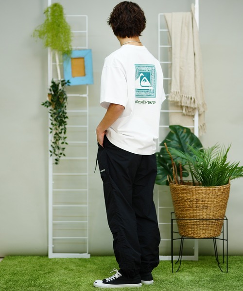 Quiksilver（クイックシルバー）の「【ムラサキスポーツ限定】QUIKSILVER/クイックシルバー Tシャツ 半袖 ルーズフィット  QST241624M（Tシャツ/カットソー・メンズ・ブラック系/ホワイト系/ホワイト系2/ホワイト系3/ブラック系2・M/L/XL）」の19枚目の写真