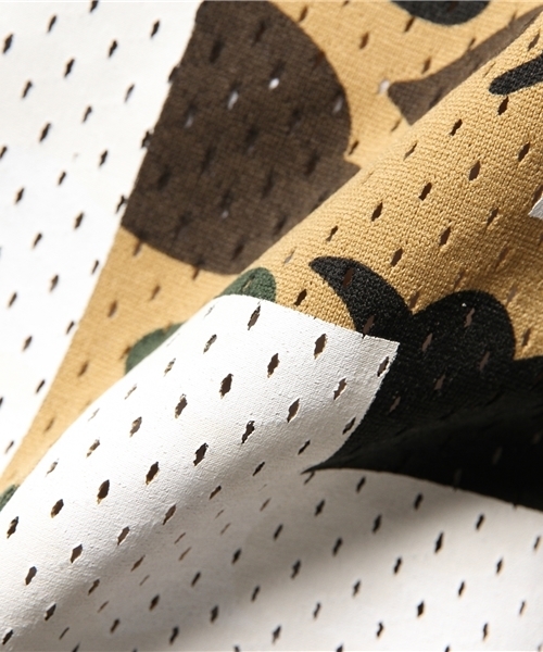 A BATHING APE（アベイシングエイプ）の「1ST CAMO MESH FOOTBALL LONG SLEEVE TEE（Tシャツ/カットソー・メンズ・イエロー/グリーン・XX-LARGE/SMALL/MEDIUM/LARGE/X-LARGE）」の11枚目の写真