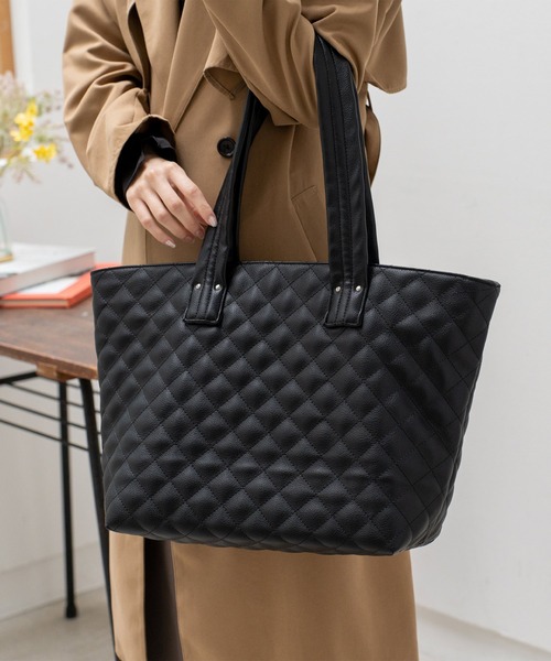 【セール】キルティングビッグトートバッグ（ショルダーバッグ）｜VitaFelice（ヴィータフェリーチェ）