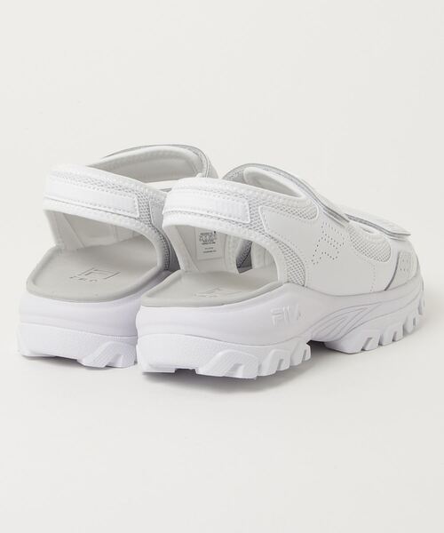FILA（フィラ）の「トレイサーサンダル F / TRACER SANDAL F（サンダル・レディース・ホワイト/オフホワイト/ブラック×ホワイト・28.0cm/24.0cm/25.0cm/26.0cm/27.0cm/23.0cm）」の5枚目の写真