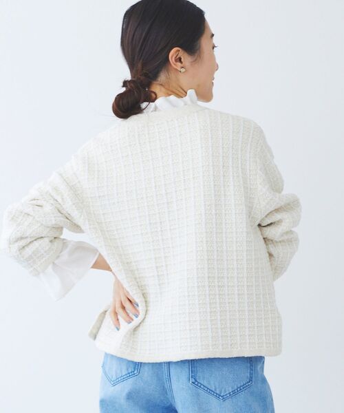 le.coeur blanc（ルクールブラン）の「格子柄ラメニットジャケット（ノーカラージャケット・レディース・ライトグレー/オフホワイト・38）」の3枚目の写真