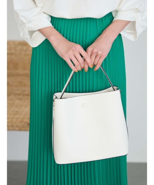 Edit Sheen(エディットシーン)の「ジップポケットワンハンドルバッグ(ハンドバッグ・レディース・ベージュ/ホワイト/ブラック/モカ・FREE)」の1枚目の写真