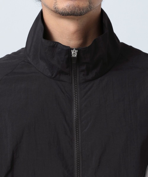 BAYFLOW(ベイフロー)の「ナイロントラックジャケット(ナイロンジャケット・メンズ・ネイビー/ブラック/カーキ・MEDIUM/LARGE)」の10枚目の写真