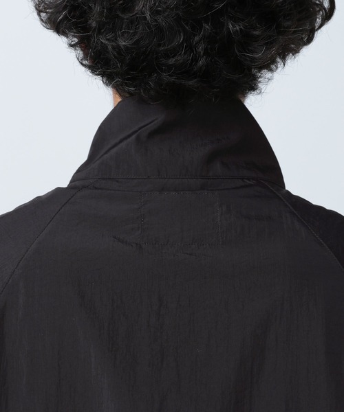 BAYFLOW(ベイフロー)の「ナイロントラックジャケット(ナイロンジャケット・メンズ・ネイビー/ブラック/カーキ・MEDIUM/LARGE)」の14枚目の写真