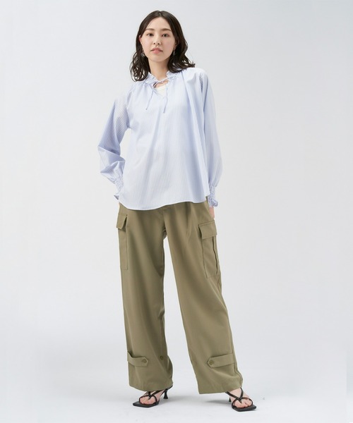 Pitta Re:)（ピッタリ）の「フリル衿ラグラン長袖ブラウス カジュアルシャツ（シャツ/ブラウス・レディース・サックスブルー・LL/L/M）」の6枚目の写真