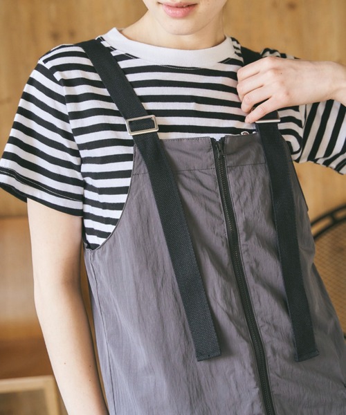 Birthday room（バースデイルーム）の「フロントジップミリタリージャンパースカート/ワンピース（ジャンパースカート・レディース・チャコールグレー/アイボリー・FREE）」の4枚目の写真