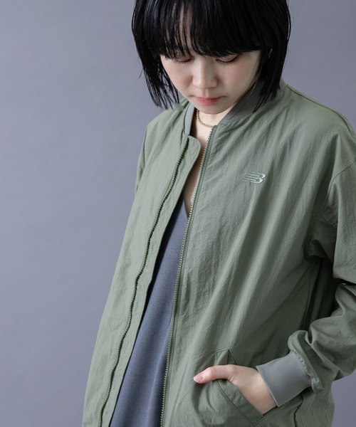 NEW BALANCE（ニューバランス）の「NEW BALANCE　ボンバージャケット（その他アウター・レディース・カーキ/ブラック・160）」の5枚目の写真