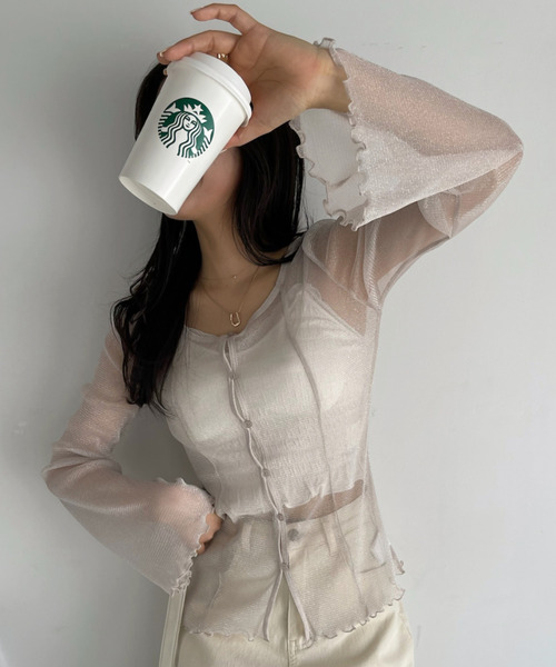 Ada.(エイダ)の「Uネック ベルスリーブ フロントボタン シアー トップス(Tシャツ/カットソー・レディース・グレイッシュベージュ/ブラック/ピンク/ブルー系その他・FREE)」の13枚目の写真
