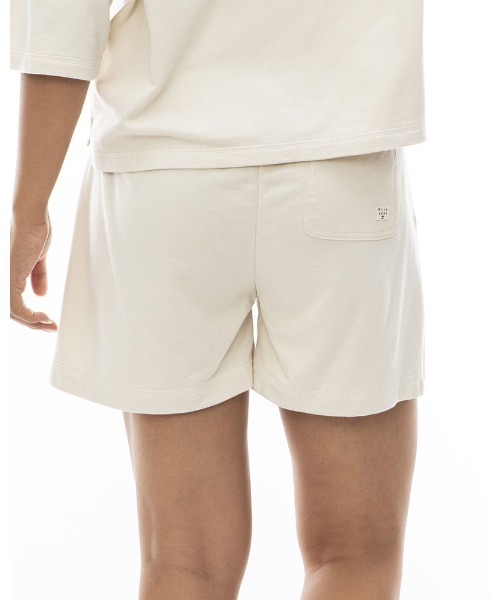 BILLABONG(ビラボン)の「BILLABONG レディース 【CHILLWEAR】 WALK SHORTS ウォークパンツ/ショートパンツ 【2024年春夏モデル】/ビラボンウエストゴムリラックスボトムス(その他パンツ・レディース・グレー/アイボリー・MEDIUM/LARGE)」の4枚目の写真