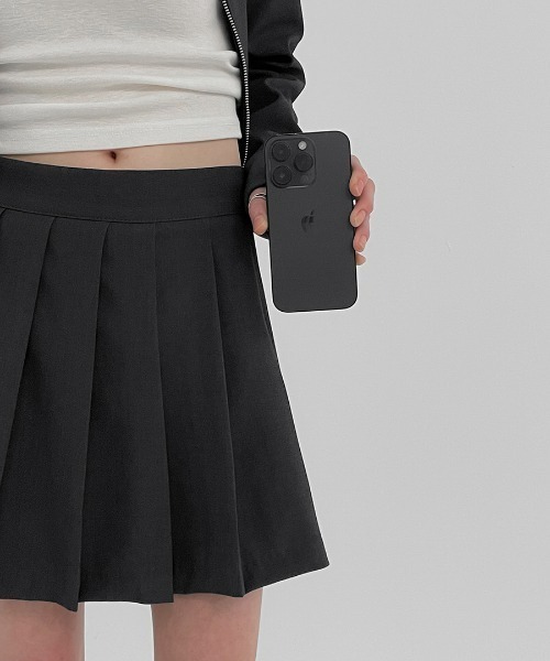 BLACKUP（ブラックアップ）の「[MADE] ドミニクプリーツミニスカートパンツ（スカート・レディース・ブラック/チャコールグレー・SMALL/MEDIUM/LARGE）」の19枚目の写真