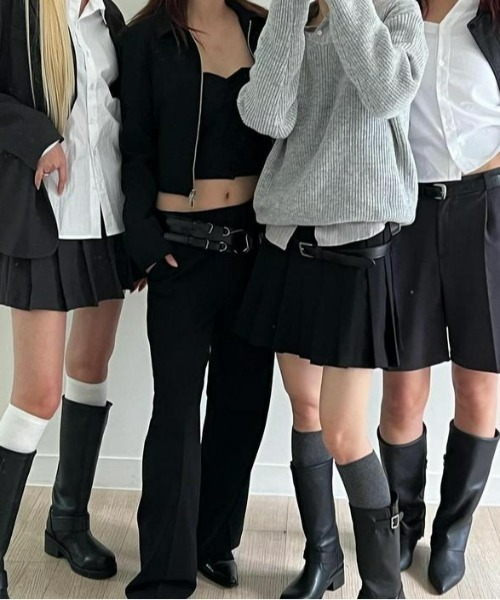 BLACKUP（ブラックアップ）の「[MADE] ドミニクプリーツミニスカートパンツ（スカート・レディース・ブラック/チャコールグレー・SMALL/MEDIUM/LARGE）」の22枚目の写真