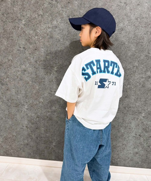 STARTER(スターター)の「STARTER オーバーサイズ プリントT(Tシャツ/カットソー・キッズ・ホワイト系/ホワイト系1/ホワイト系2/グレー系/ブラック系1/グレー系1/ダークグリーン系/ブラック系/チャコール/ネイビー/パープル/オレンジ/ブラック/オフホワイト/杢グレー/ダークグリーン・140cm/150cm/160cm/130cm/110cm/120cm)」の5枚目の写真