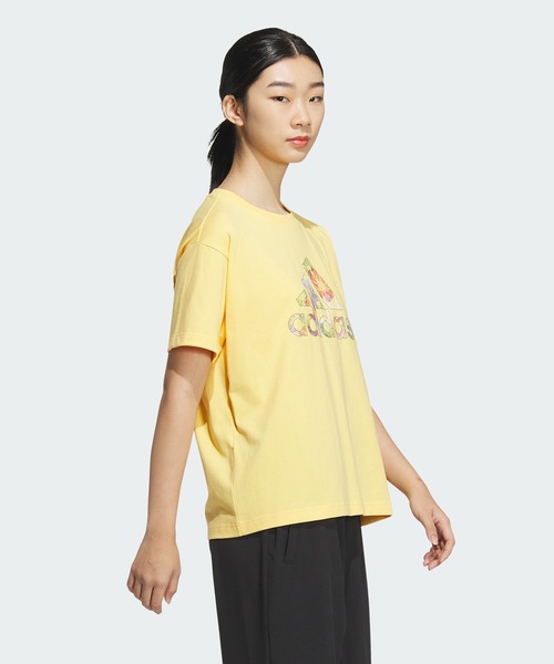 adidas(アディダス)の「W FLOWER グラフィック Tシャツ1 adidas(アディダス)の「W FLOWER グラフィック Tシャツ1
