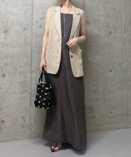 RIVE DROITE(リヴドロワ)の「リネンストライプホルターワンピース(ワンピース・レディース・ネイビー/ブラウン・FREE)」の1枚目の写真