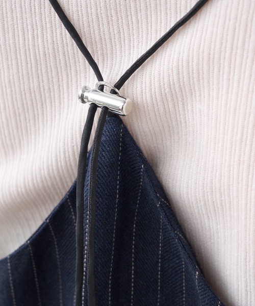 RIVE DROITE(リヴドロワ)の「リネンストライプホルターワンピース(ワンピース・レディース・ネイビー/ブラウン・FREE)」の4枚目の写真