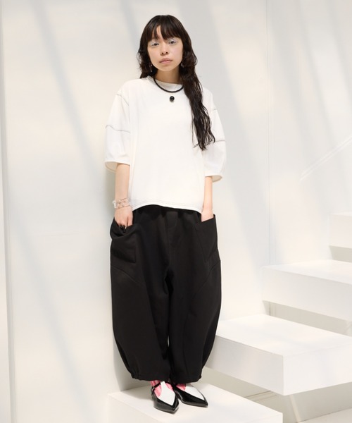 manana suerte(マニャーナスエルテ)の「ステッチボリュームスリーブカットソー(Tシャツ/カットソー・レディース・ホワイト/ブラック・FREE)」の15枚目の写真