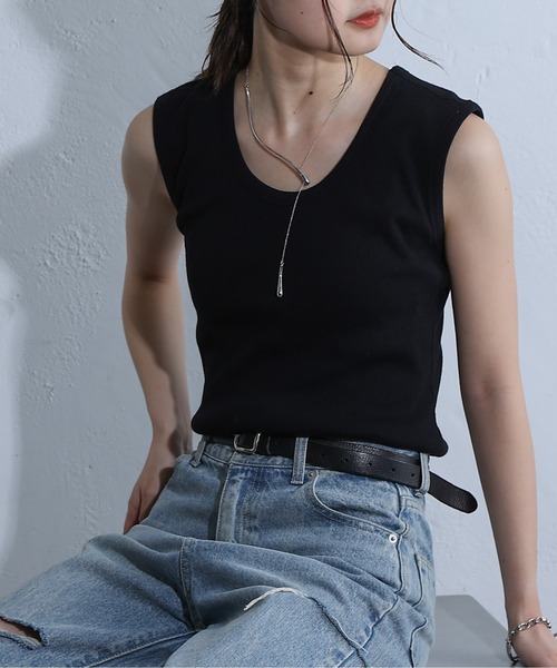 COLONY 2139（コロニートゥーワンスリーナイン）の「テレコUネックノースリーブ（タンクトップ・レディース・ライトグレー/ブラック/オフホワイト・SMALL/MEDIUM）」の2枚目の写真