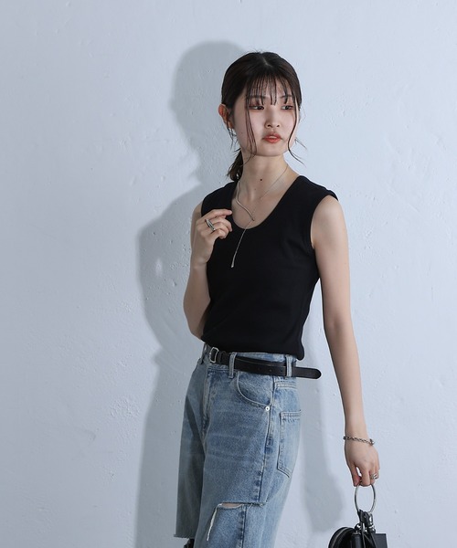 COLONY 2139（コロニートゥーワンスリーナイン）の「テレコUネックノースリーブ（タンクトップ・レディース・ライトグレー/ブラック/オフホワイト・SMALL/MEDIUM）」の18枚目の写真