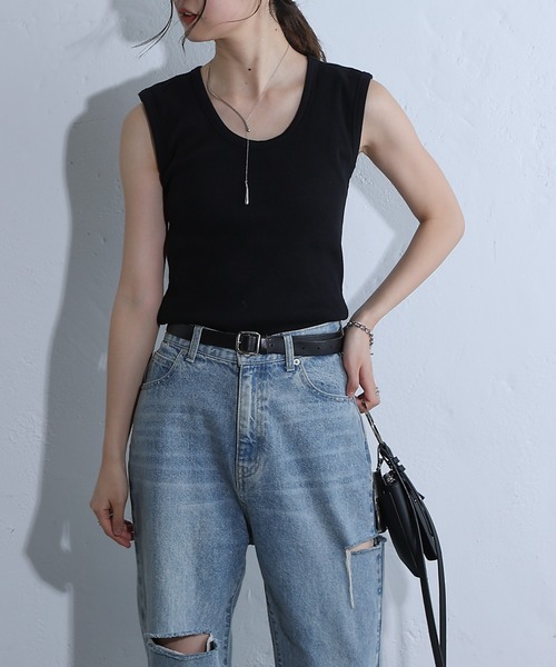 COLONY 2139（コロニートゥーワンスリーナイン）の「テレコUネックノースリーブ（タンクトップ・レディース・ライトグレー/ブラック/オフホワイト・SMALL/MEDIUM）」の14枚目の写真