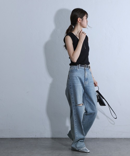 COLONY 2139（コロニートゥーワンスリーナイン）の「テレコUネックノースリーブ（タンクトップ・レディース・ライトグレー/ブラック/オフホワイト・SMALL/MEDIUM）」の20枚目の写真