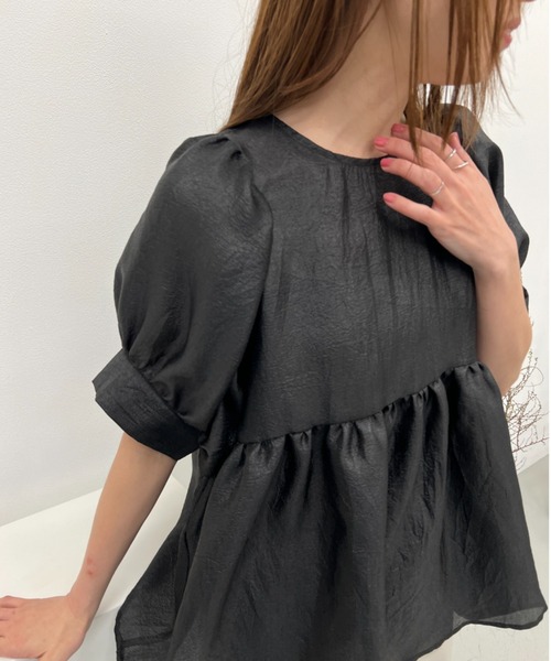 y/m(イム)の「シアーワッシャーペプラムトップス(シャツ/ブラウス・レディース・ブラック/オフホワイト・FREE)」の2枚目の写真