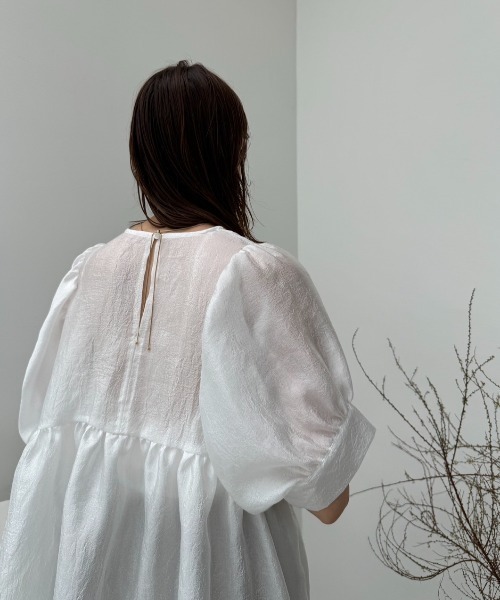 y/m(イム)の「シアーワッシャーペプラムトップス(シャツ/ブラウス・レディース・ブラック/オフホワイト・FREE)」の21枚目の写真