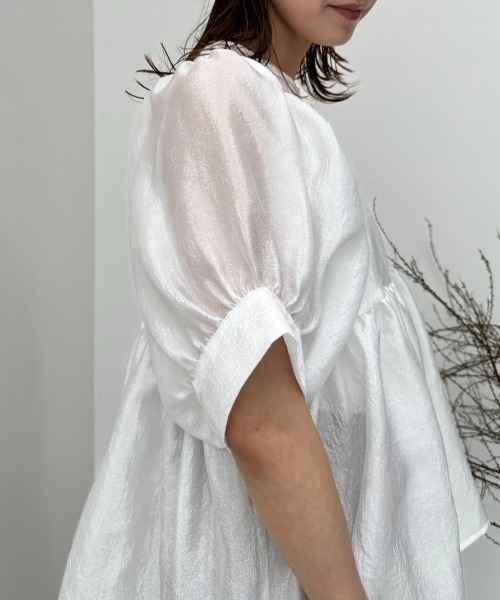 y/m(イム)の「シアーワッシャーペプラムトップス(シャツ/ブラウス・レディース・ブラック/オフホワイト・FREE)」の19枚目の写真