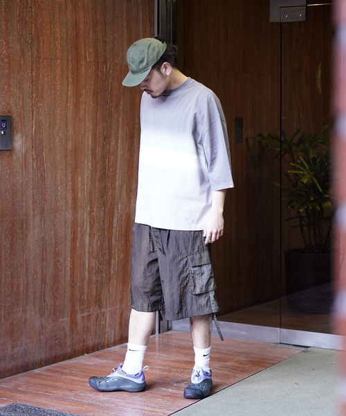 is-ness(イズネス)の「【is-ness × GRAMICCI】HORIZON OVERDYE T-SHIRT(Tシャツ/カットソー・メンズ・グリーン/チャコールグレー・LARGE/MEDIUM)」の11枚目の写真