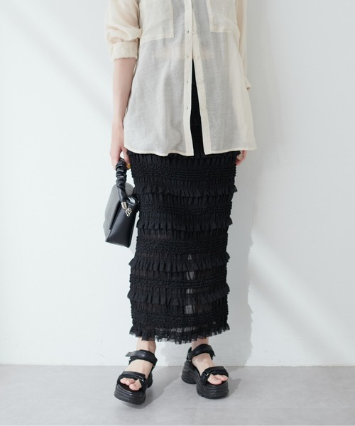 natural couture(ナチュラルクチュール)の「ミニフリルシャーリングレーススカート(スカート・レディース・ブラック/アイボリー・MEDIUM/LARGE)」の17枚目の写真