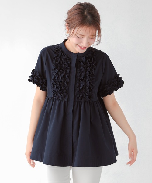 Fit more(フィットモア)の「フロントフリルペプラムブラウス(シャツ/ブラウス・レディース・ホワイト/ピンク/ネイビー・FREE)」の3枚目の写真