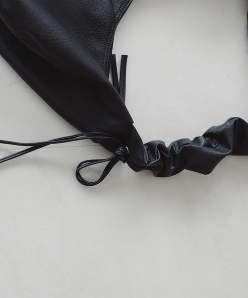 epnok(エプノック)の「シャーリングショルダーBAG(ショルダーバッグ・メンズ・レッド/ブラック/キャメル/ダークブラウン・ONE SIZE)」の7枚目の写真