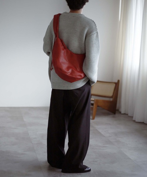 epnok(エプノック)の「シャーリングショルダーBAG(ショルダーバッグ・メンズ・レッド/ブラック/キャメル/ダークブラウン・ONE SIZE)」の19枚目の写真