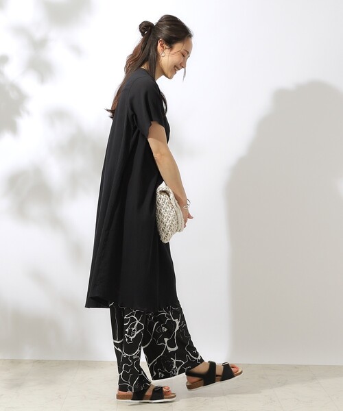 SHOO・LA・RUE（シューラルー）の「◆【洗える】ふんわり さらさら コットンシフォン シャツワンピース（ワンピース・レディース・イエロー/サンドベージュ/オレンジ/ブラック/ブルーグリーン・02/03/04）」の9枚目の写真