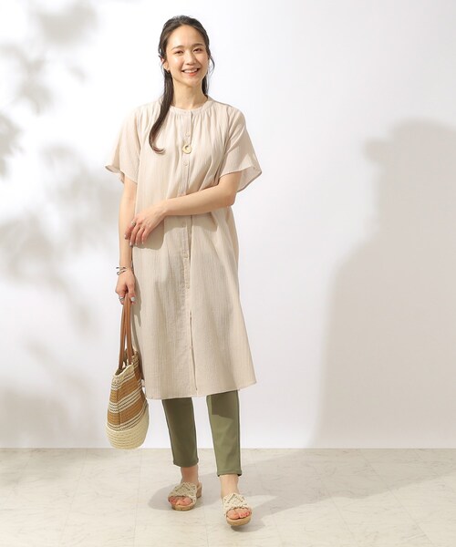 SHOO・LA・RUE（シューラルー）の「◆【洗える】ふんわり さらさら コットンシフォン シャツワンピース（ワンピース・レディース・イエロー/サンドベージュ/オレンジ/ブラック/ブルーグリーン・02/03/04）」の13枚目の写真