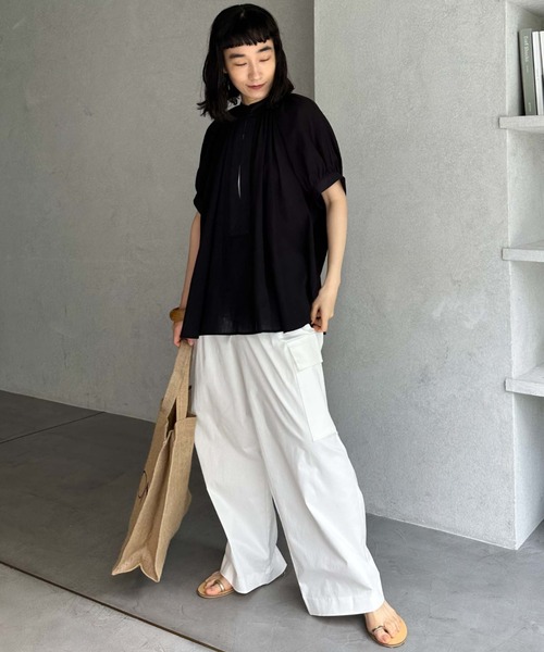 Doux archives(ドゥアルシーヴ)の「ワイドカーゴパンツ(カーゴパンツ・レディース・カーキ/オフホワイト・MEDIUM/LARGE)」の15枚目の写真