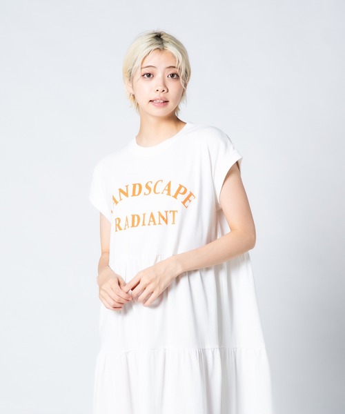 JEANS MATE（ジーンズメイト）の「【UNDER WRAPS/アンダーラップス】ティアードノースリーブマキシワンピース（ワンピース・レディース・アイボリー/ブラック/ホワイト・MEDIUM/LARGE）」の14枚目の写真